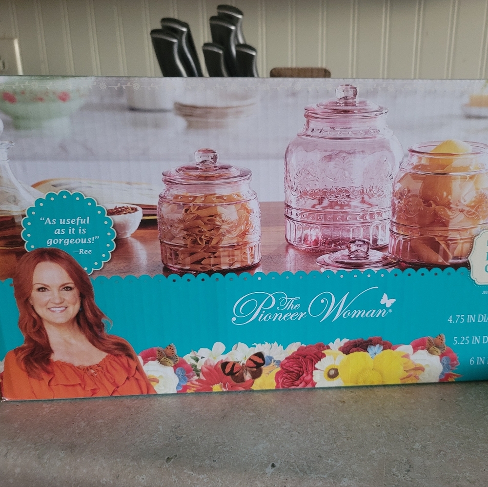 Pioneer Woman embossed Canister set 3 piece